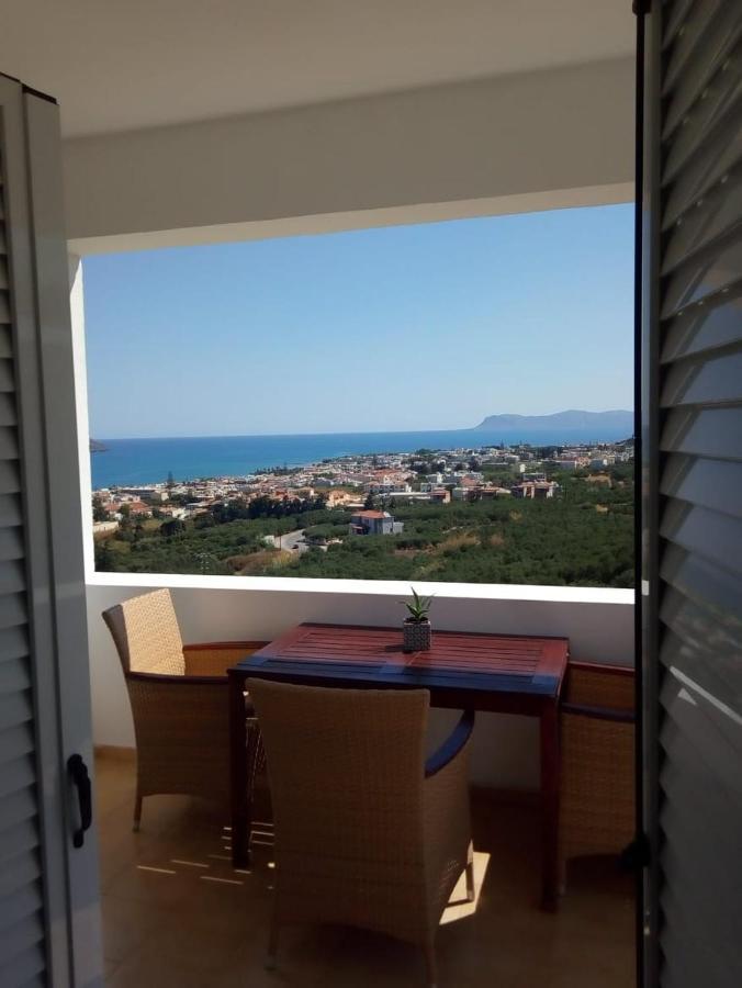 Thea Apartment Agia Marina Buitenkant foto