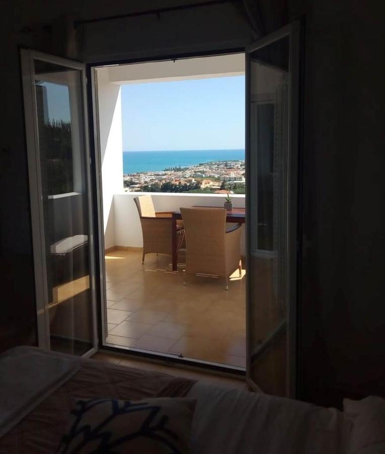 Thea Apartment Agia Marina Buitenkant foto