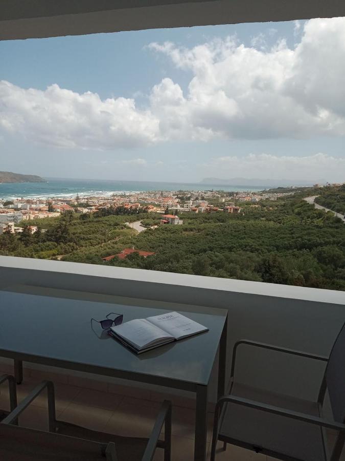 Thea Apartment Agia Marina Buitenkant foto