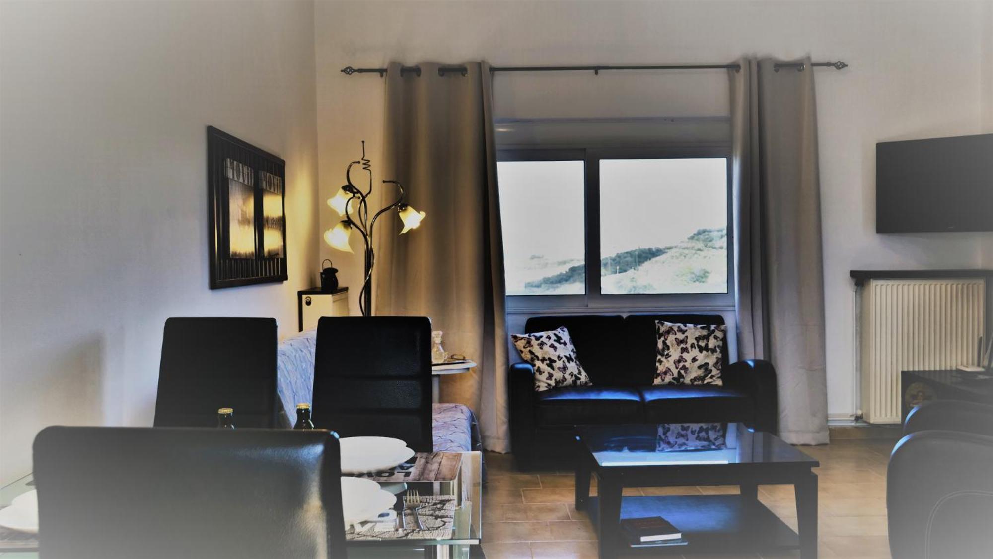 Thea Apartment Agia Marina Buitenkant foto