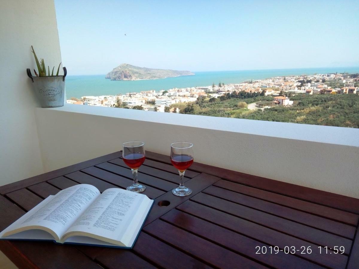 Thea Apartment Agia Marina Buitenkant foto